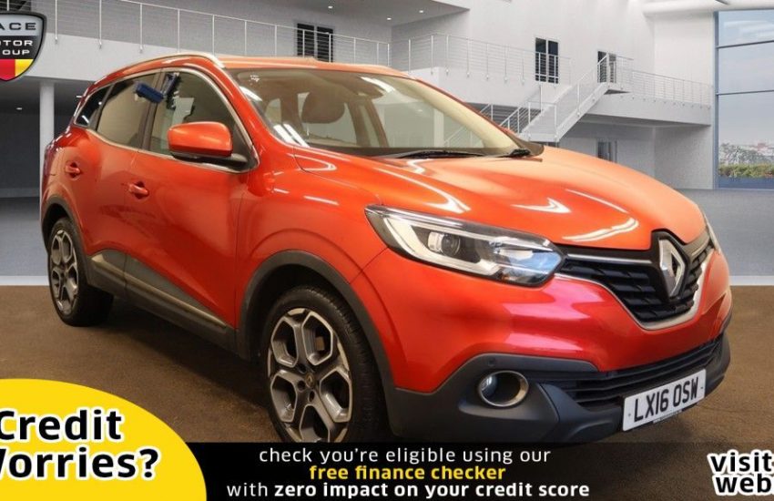 Used 2016 RED RENAULT KADJAR for sale in Manchester