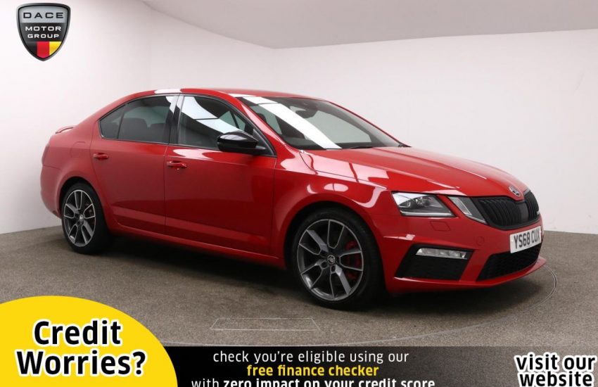 Used 2019 RED SKODA OCTAVIA for sale in Manchester