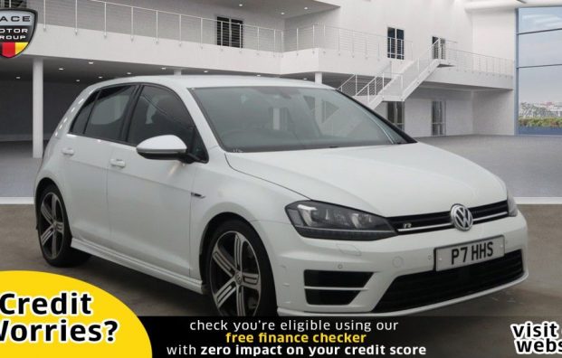 Used 2015 WHITE VOLKSWAGEN GOLF for sale in Manchester