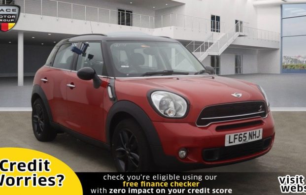 Used 2015 RED MINI COUNTRYMAN for sale in Manchester