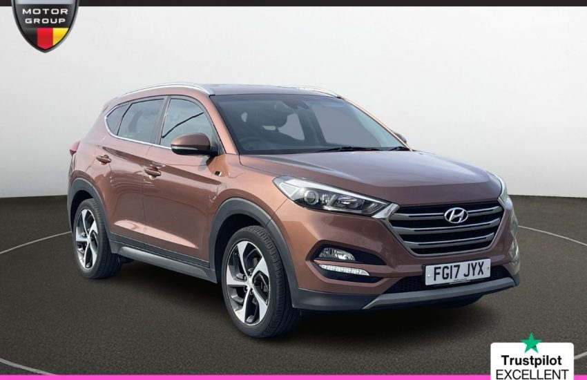 Used 2017 BRONZE HYUNDAI TUCSON for sale in Manchester