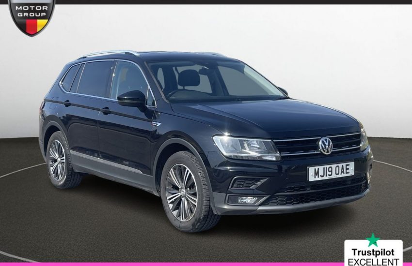 Used 2019 BLACK VOLKSWAGEN TIGUAN ALLSPACE for sale in Manchester