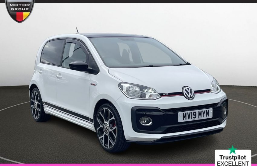 Used 2019 WHITE VOLKSWAGEN UP! for sale in Manchester