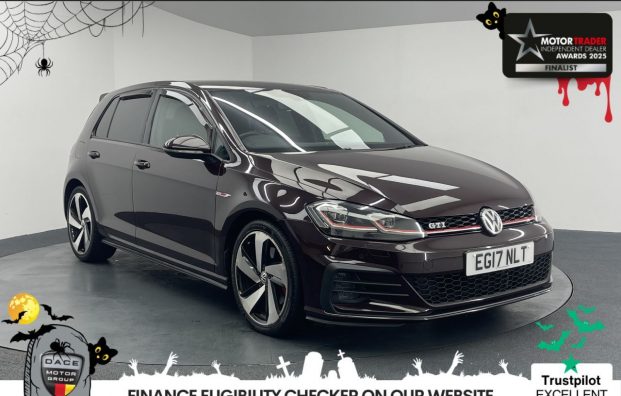 Used 2017 BLACK VOLKSWAGEN GOLF for sale in Manchester