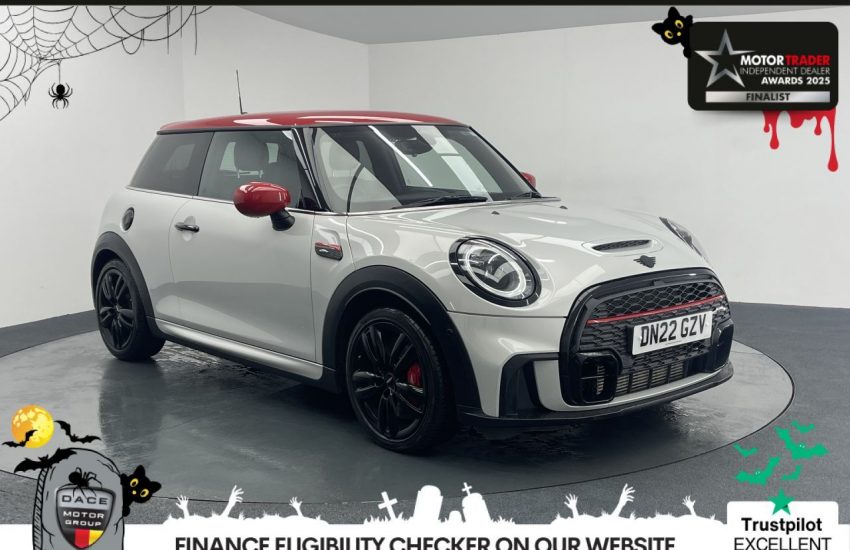 Used 2022 SILVER MINI HATCH for sale in Manchester
