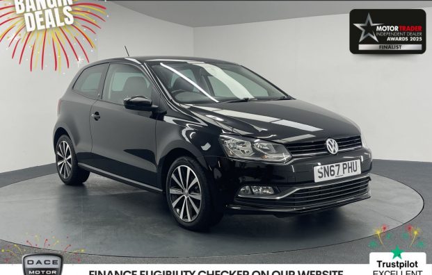 Used 2017 BLACK VOLKSWAGEN POLO for sale in Manchester