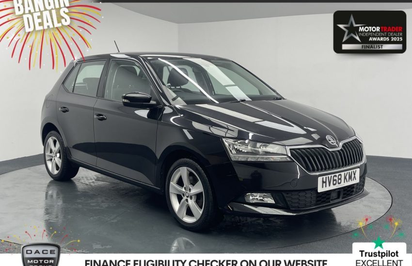 Used 2018 BLACK SKODA FABIA for sale in Manchester