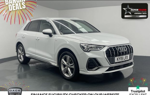 Used 2019 WHITE AUDI Q3 for sale in Manchester