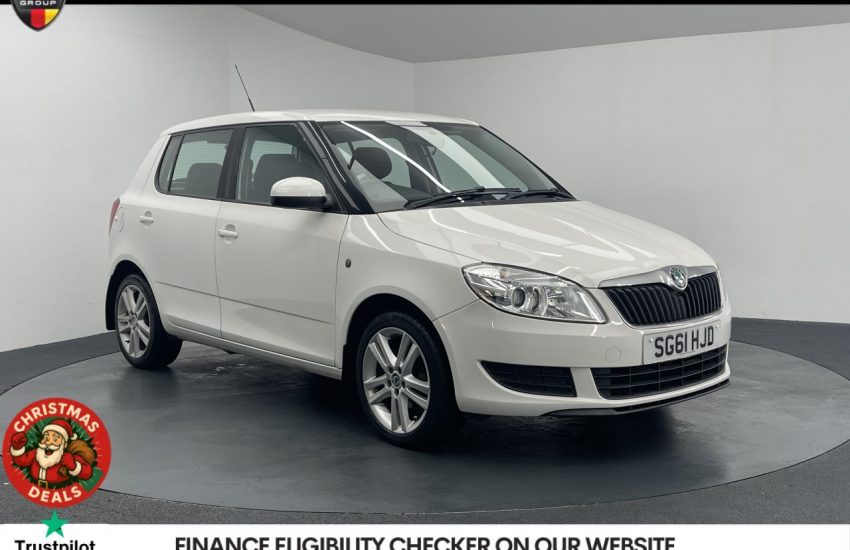 Used 2011 WHITE SKODA FABIA for sale in Manchester