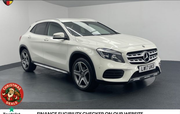Used 2017 WHITE MERCEDES-BENZ GLA for sale in Manchester