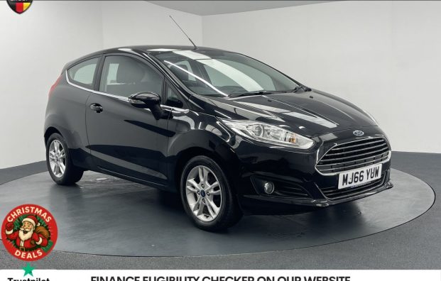 Used 2016 BLACK FORD FIESTA for sale in Manchester