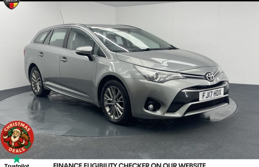 Used 2017 GREY TOYOTA AVENSIS for sale in Manchester