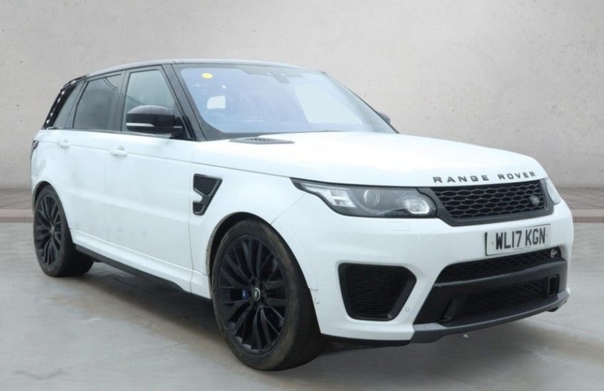 Used 2017 WHITE LAND ROVER RANGE ROVER SPORT for sale in Manchester