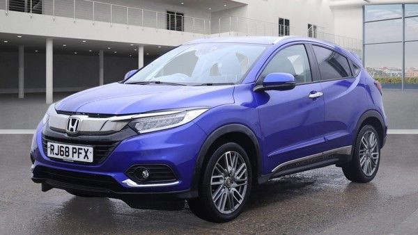 Used 2019 BLUE HONDA HR-V for sale in Manchester
