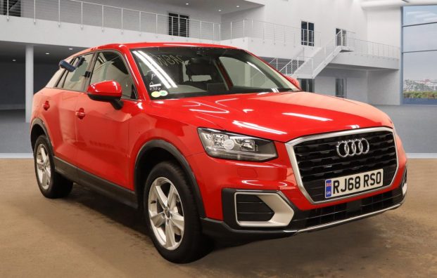Used 2019 RED AUDI Q2 for sale in Manchester