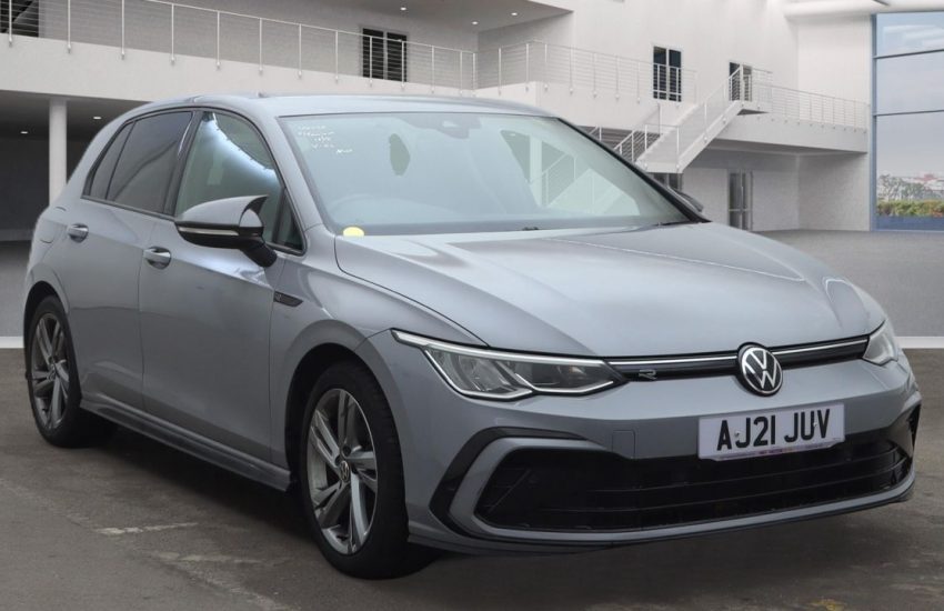 Used 2021 GREY VOLKSWAGEN GOLF for sale in Manchester