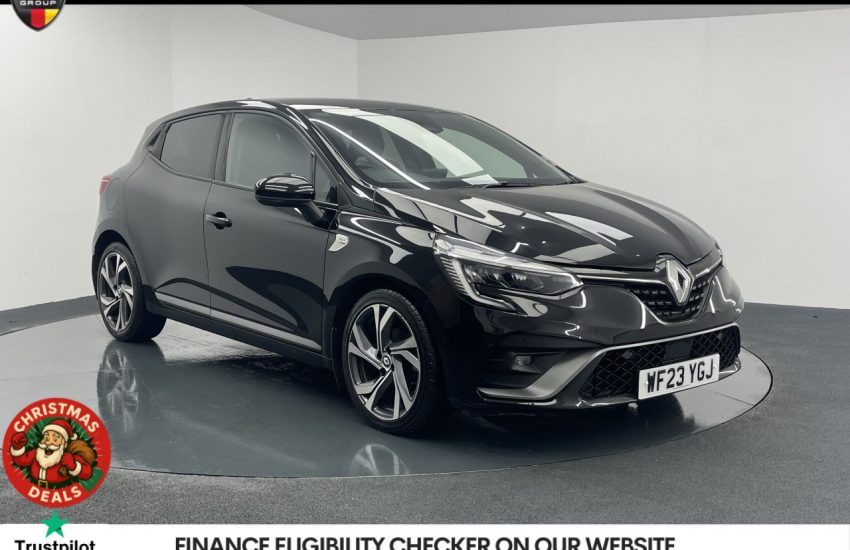 Used 2023 BLACK RENAULT CLIO for sale in Manchester