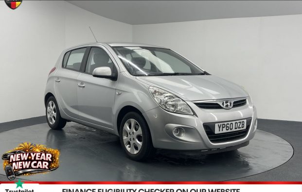 Used 2010 SILVER HYUNDAI I20 for sale in Manchester