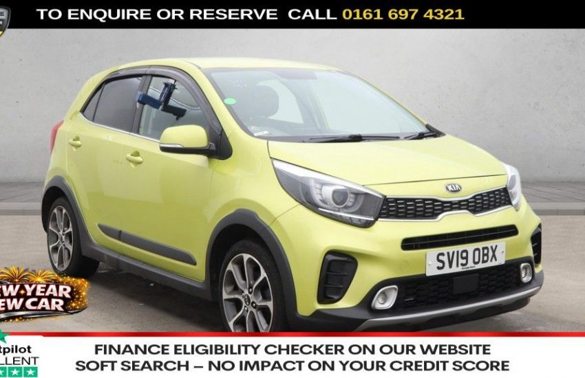Used 2019 GREEN KIA PICANTO for sale in Manchester