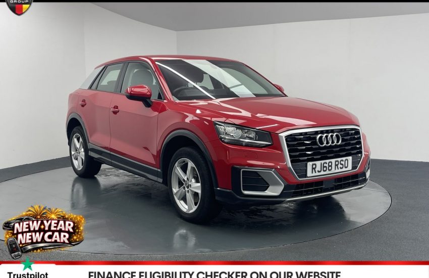 Used 2019 RED AUDI Q2 for sale in Manchester