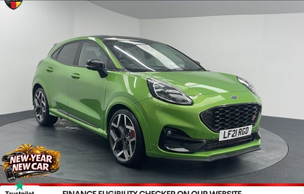 Used 2021 GREEN FORD PUMA for sale in Manchester