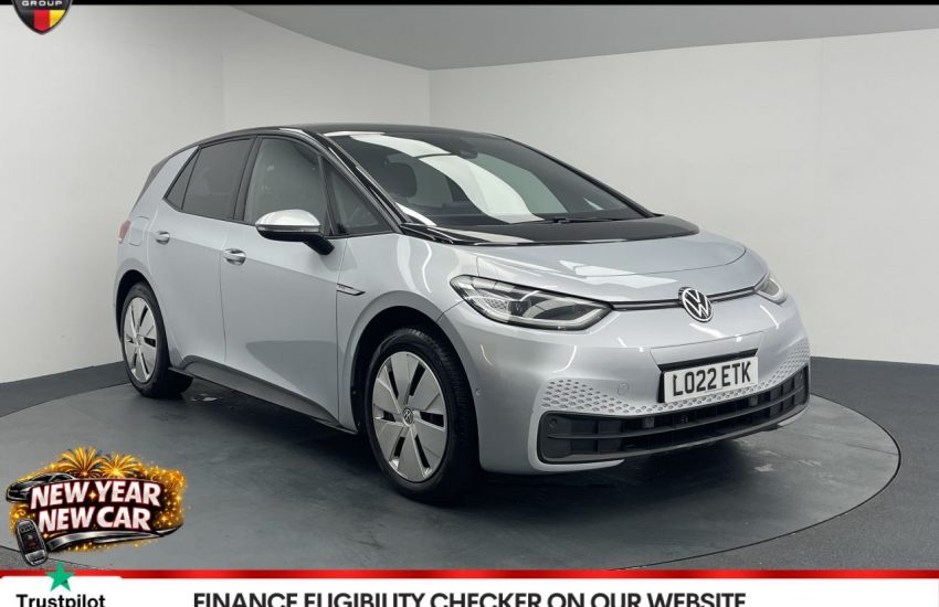 Used 2022 SILVER VOLKSWAGEN ID.3 for sale in Manchester