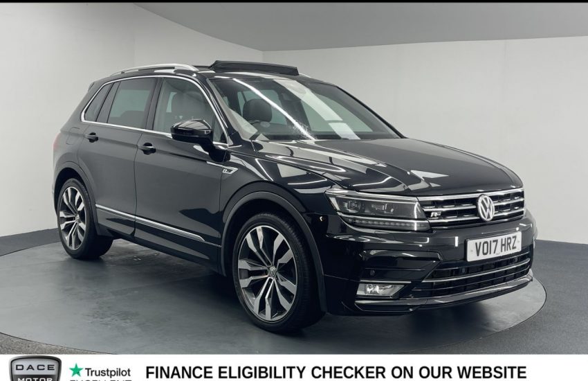 Used 2017 BLACK VOLKSWAGEN TIGUAN for sale in Manchester
