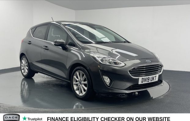 Used 2019 GREY FORD FIESTA for sale in Manchester