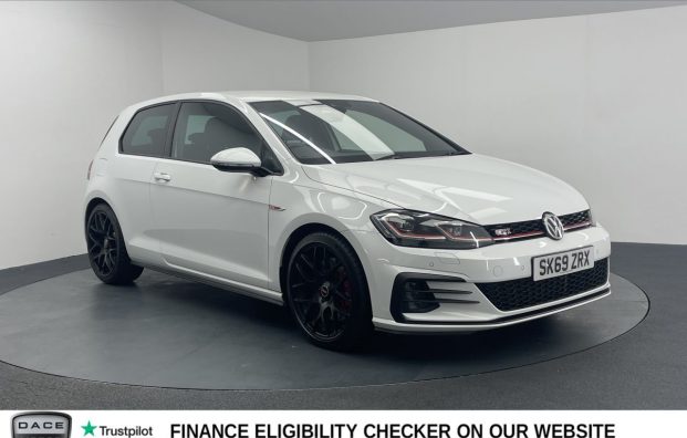 Used 2019 WHITE VOLKSWAGEN GOLF for sale in Manchester