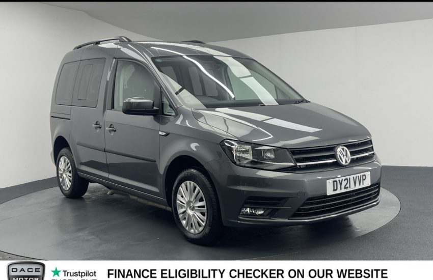 Used 2021 GREY VOLKSWAGEN CADDY LIFE for sale in Manchester