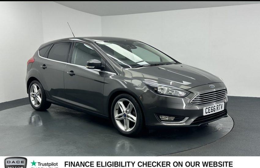 Used 2016 GREY FORD FOCUS for sale in Manchester