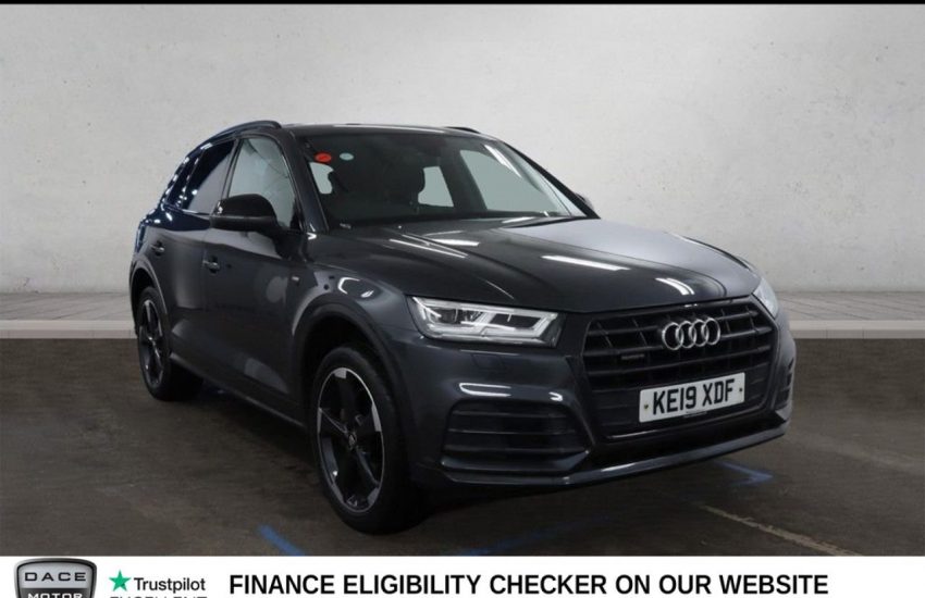 Used 2019 GREY AUDI Q5 for sale in Manchester