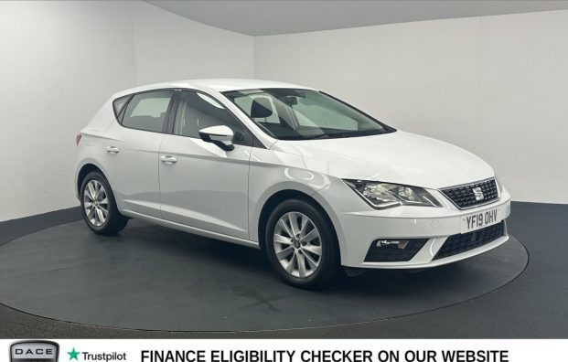 Used 2019 WHITE SEAT LEON for sale in Manchester