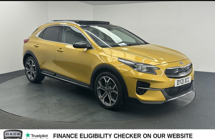 Used 2021 YELLOW KIA XCEED for sale in Manchester
