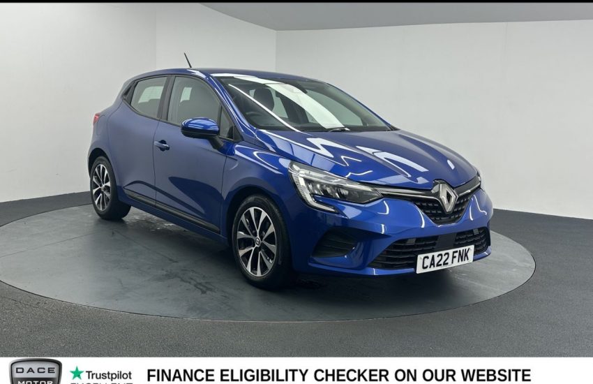 Used 2022 BLUE RENAULT CLIO for sale in Manchester