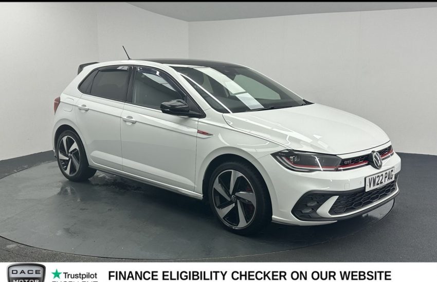 Used 2022 WHITE VOLKSWAGEN POLO for sale in Manchester