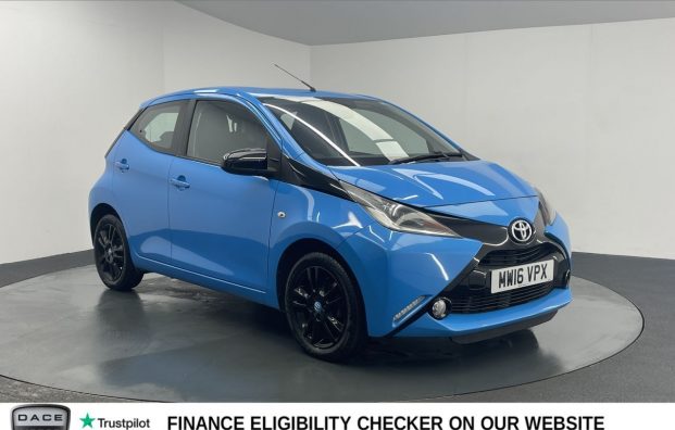 Used 2016 BLUE TOYOTA AYGO for sale in Manchester