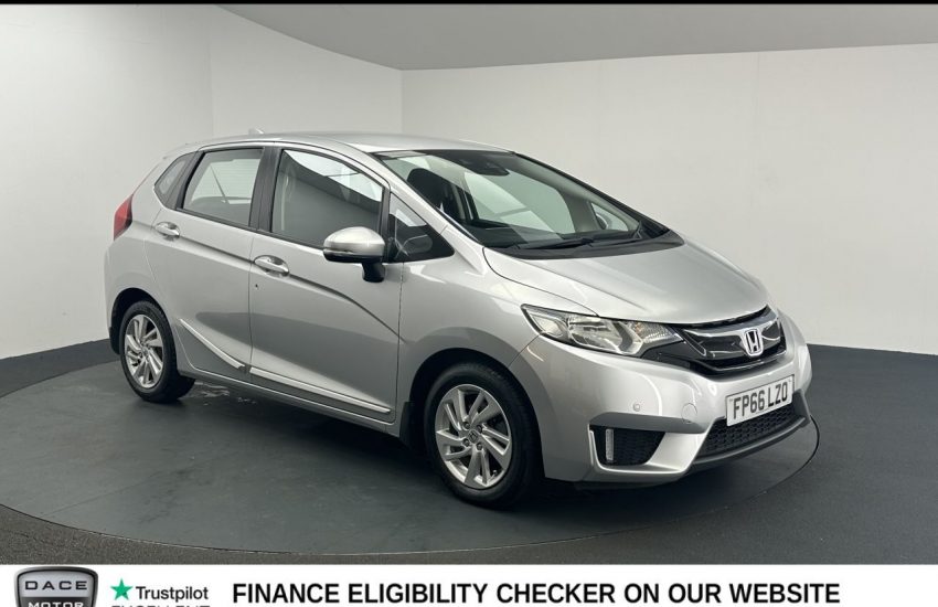 Used 2017 SILVER HONDA JAZZ for sale in Manchester