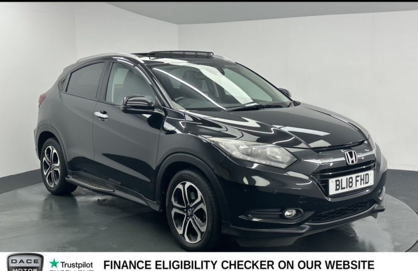 Used 2018 BLACK HONDA HR-V for sale in Manchester