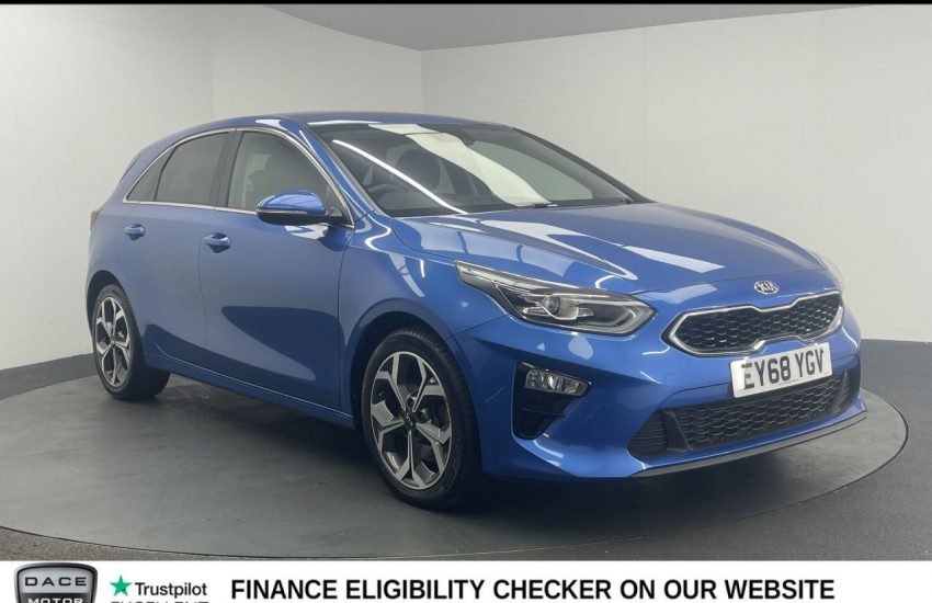 Used 2018 BLUE KIA CEED for sale in Manchester