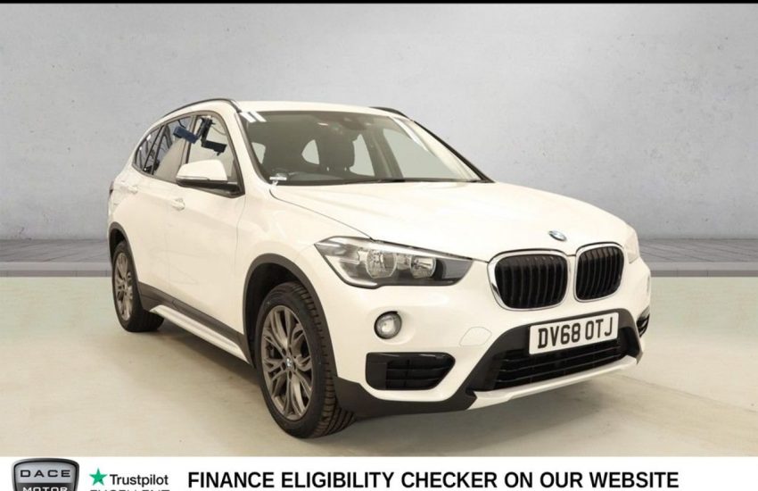 Used 2018 WHITE BMW X1 for sale in Manchester
