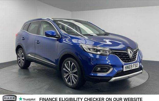 Used 2019 BLUE RENAULT KADJAR for sale in Manchester