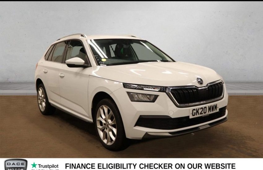 Used 2020 WHITE SKODA KAMIQ for sale in Manchester