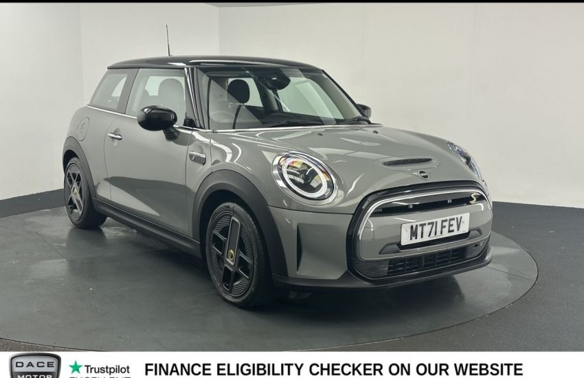 Used 2021 GREY MINI Electric Hatch for sale in Manchester